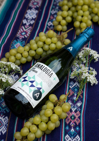 Vino Espumoso Analogía Brut 750 mL