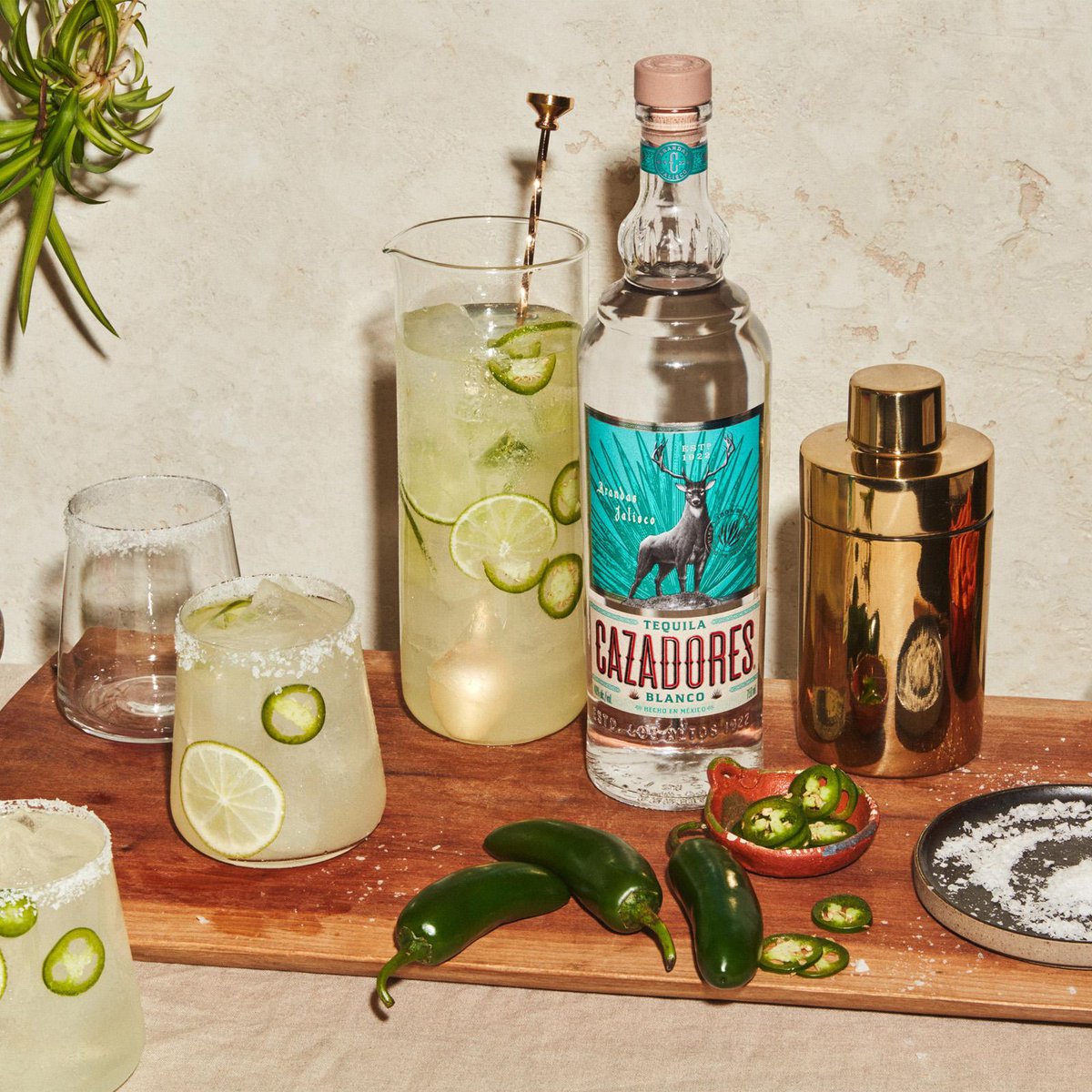 Tequila Cazadores Blanco 950 Ml (OFERTA EXCLUSIVA EN LÍNEA)