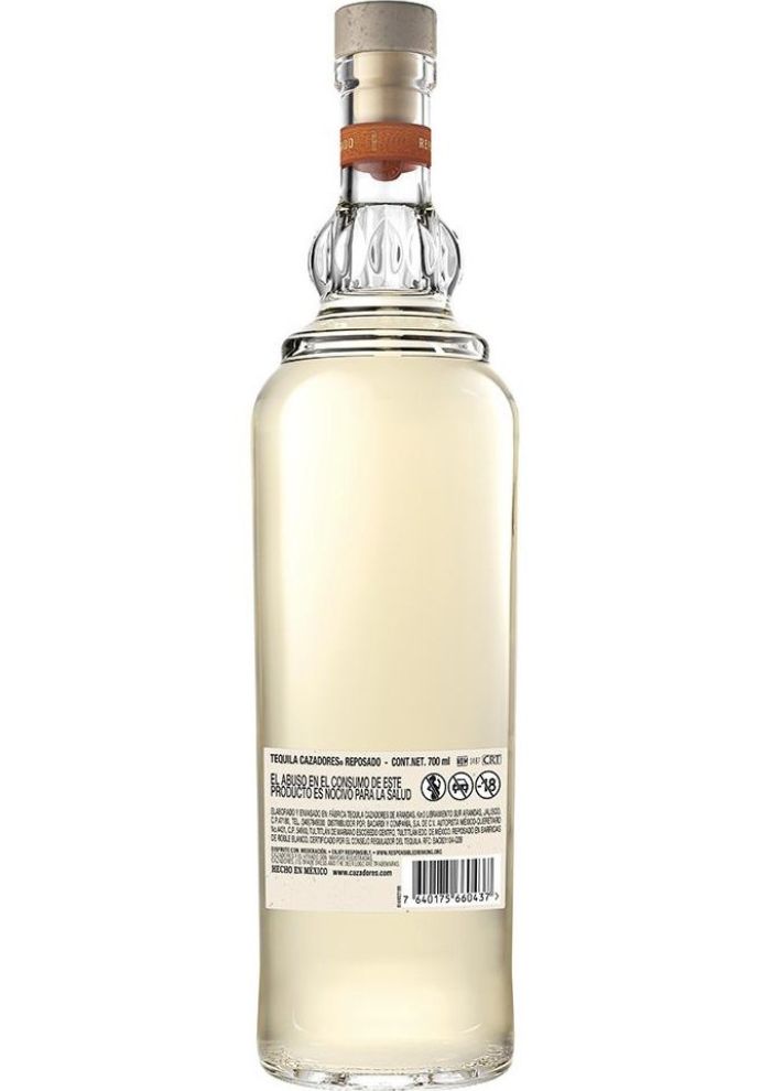 Tequila Cazadores Reposado 700ml (OFERTA EXCLUSIVA EN LÍNEA)
