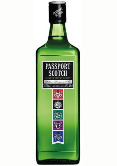 Whisky Passport 700 mL (OFERTA EXCLUSIVA EN LÍNEA)